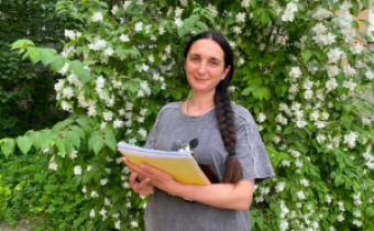 «Вона не одна»: як на Кіровоградщині благодійники підтримують вагітних жінок, які живуть з ВІЛ